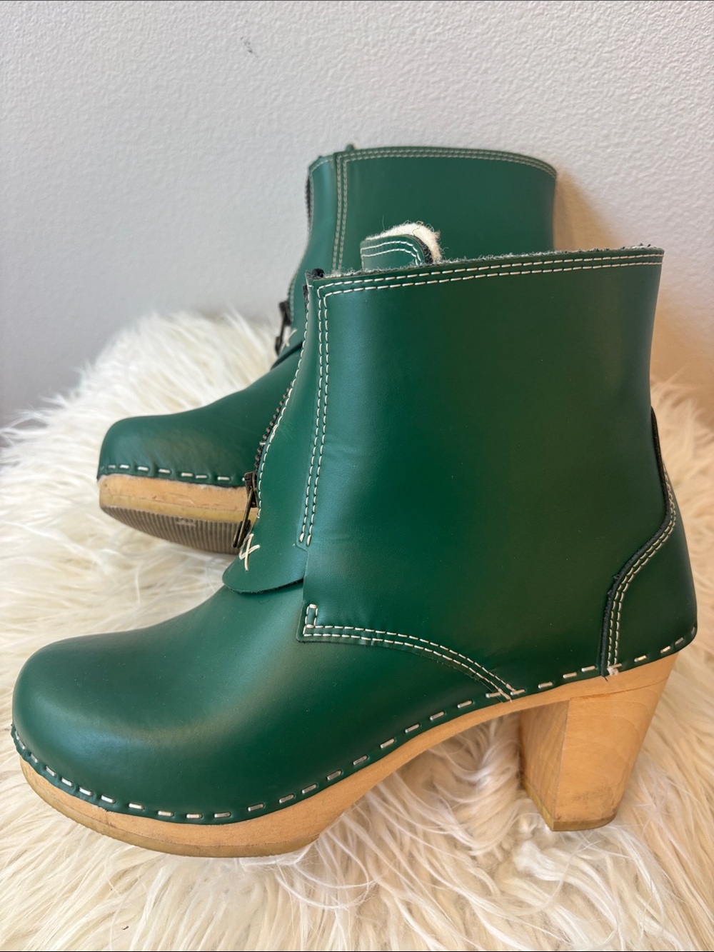 MAGUBA SWEDWN 38 Green Leather Clog Boots - Women's Stylish Ankle Heels
